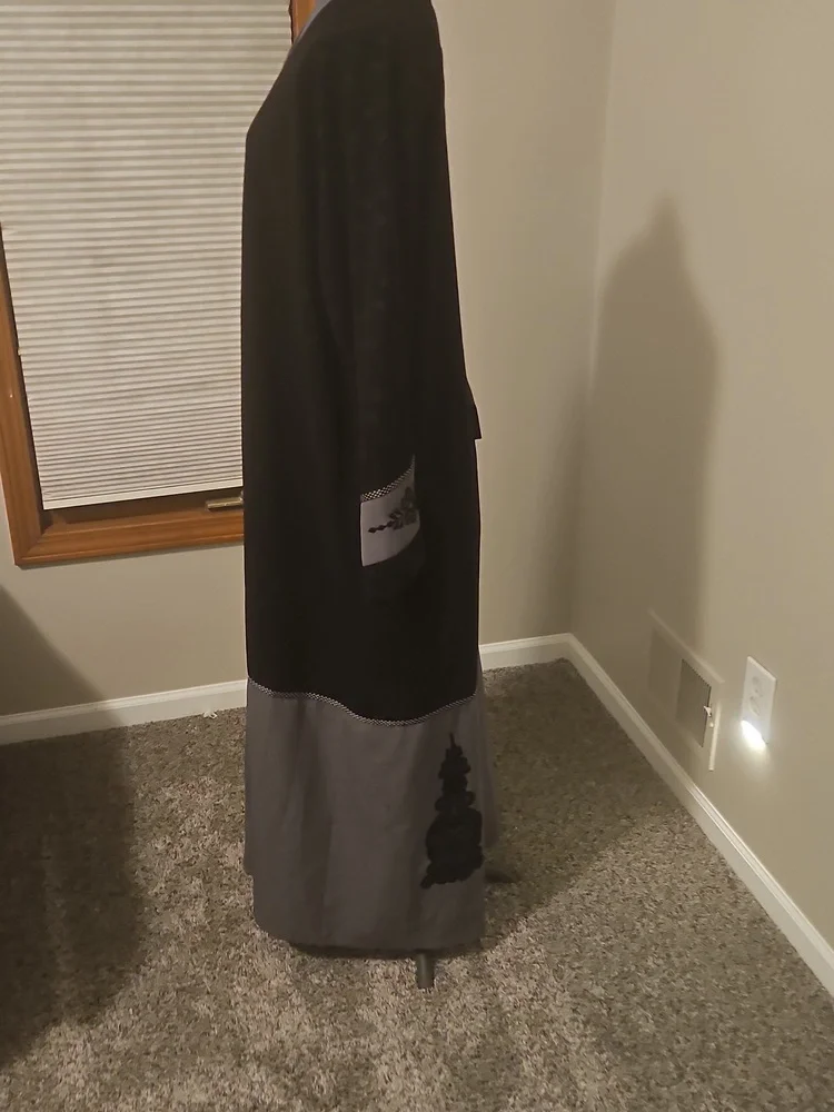 Eid, Ramadan Black And Gray Abaya - Picture 5 of 8